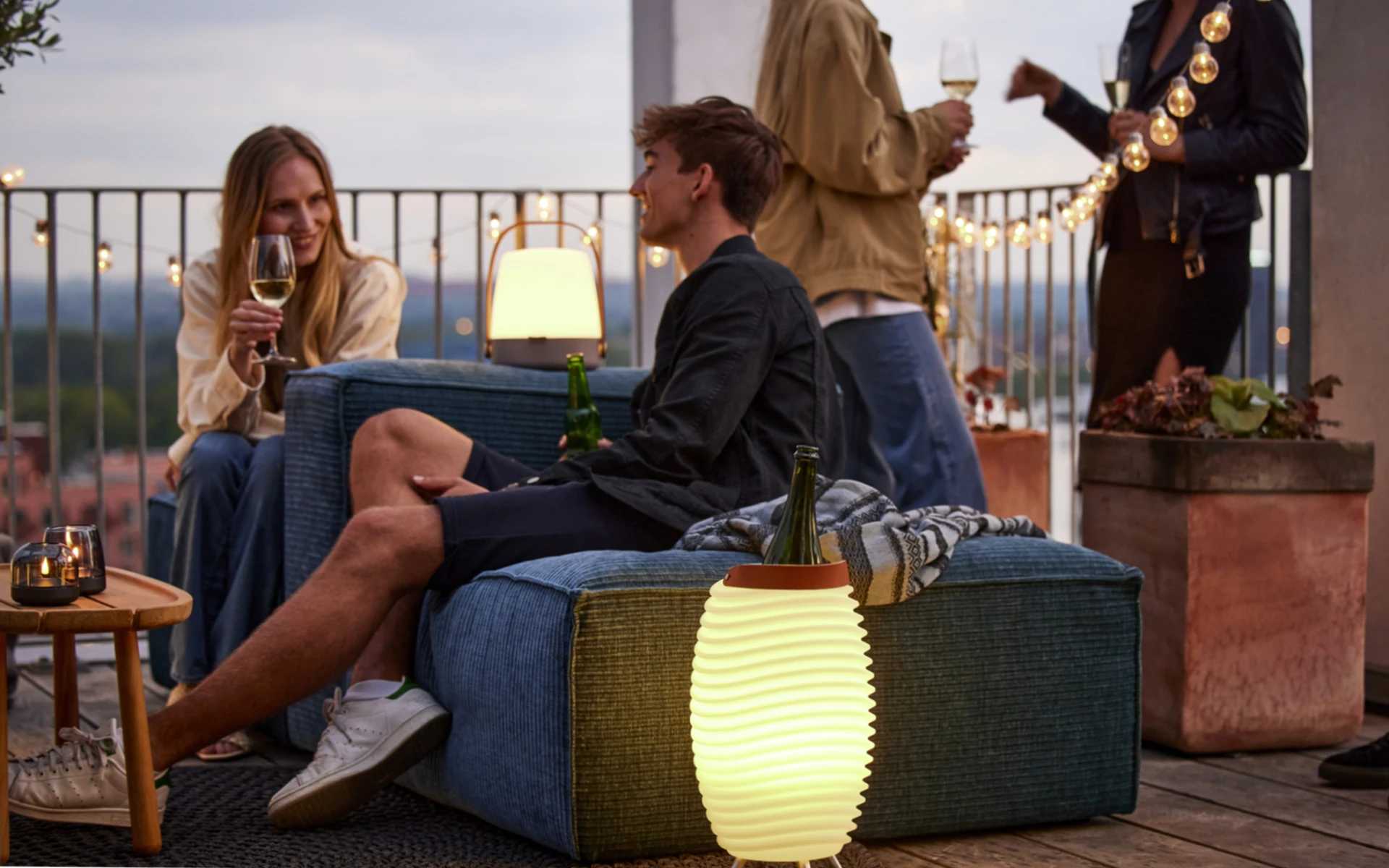 Kooduu Synergy in 1 – Bluetooth Cooler dimmable | Speaker, Wine and lamp LED